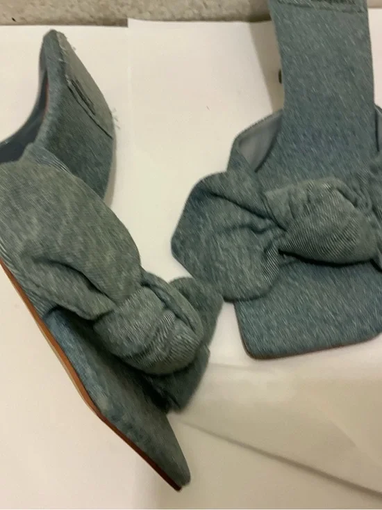 Jeffrey Campbell Light Blue Knotted Denim Mules size 9 - Picture 8 of 9